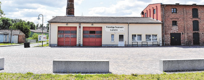 Auf dem Platz an der Feuerwehr startet der Festumzug.
