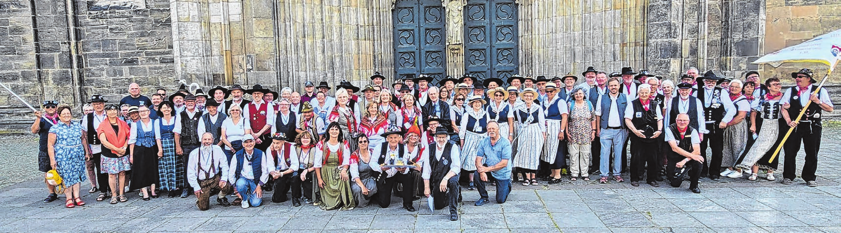 Gruppenfoto in Magdeburg, 22 Vereine waren zu Gast.