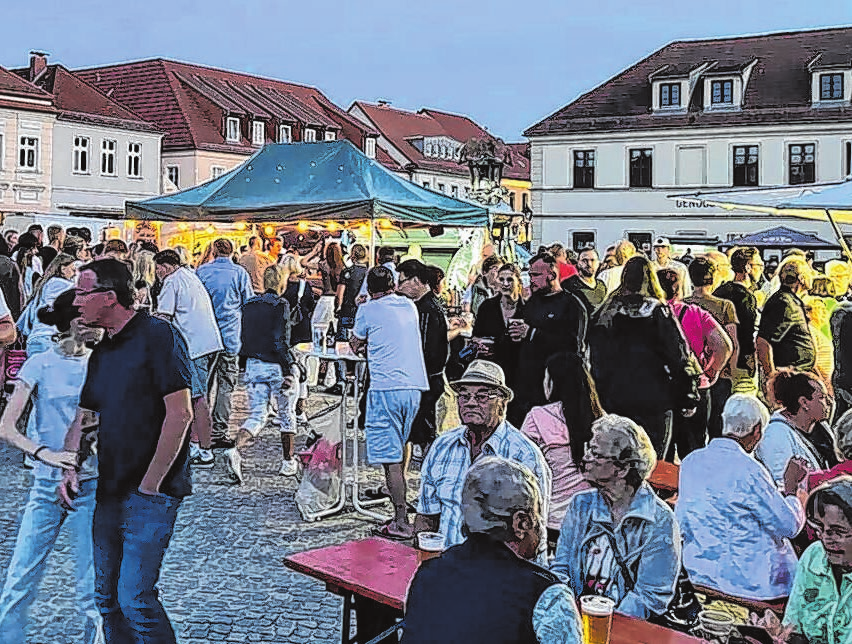 Menschen über Menschen - dieses Bild prägt schon seit Jahren die „Lange N8“ in Beeskows Innenstadt.