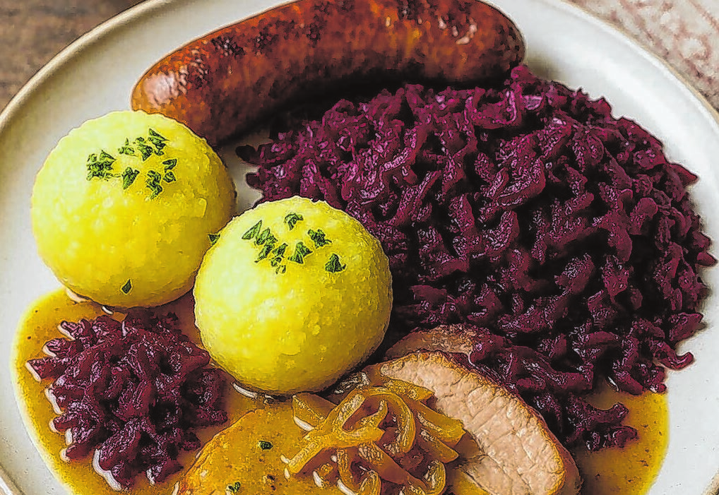 Ob klassische deutsche Hausmannskost oder internationale Spezialitäten: Frankfurts Restaurant-Küchen sind so vielfältig wie die Stadt selbst. Foto: KI