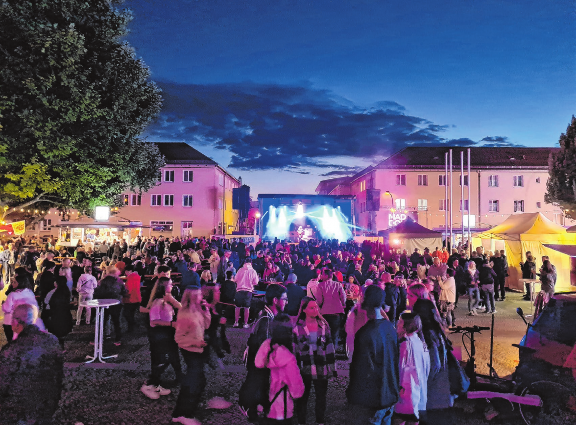 Auf der großen Bühne am Platz vor dem Kulturhaus steigt am Samstagabend die große Antenne-Stadtfest-Party.