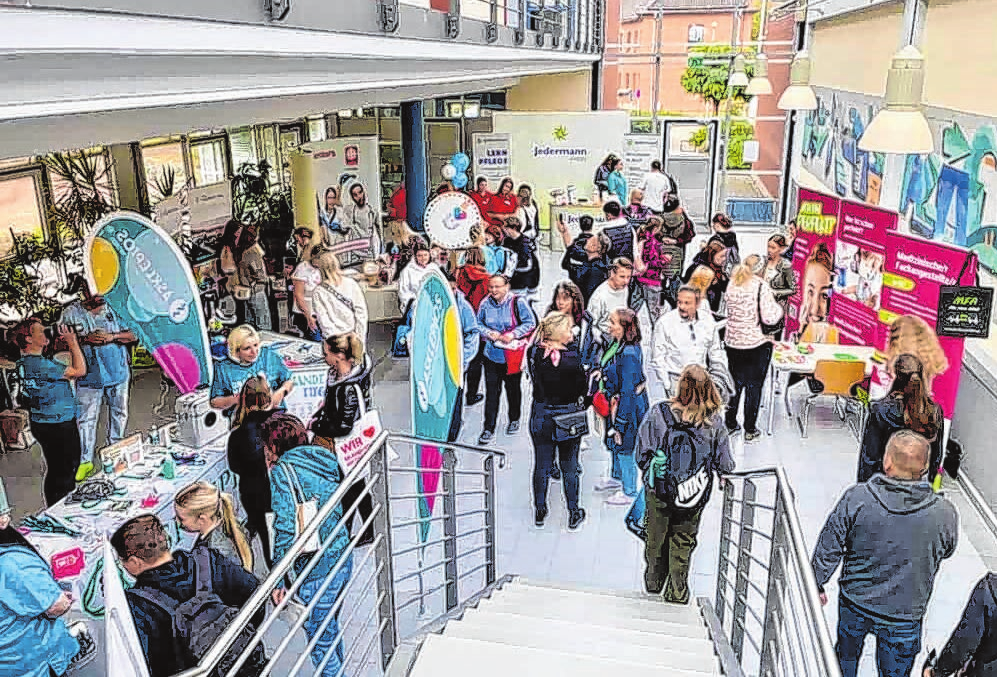 Der Berufemarkt Westbrandenburg - zum 25. Mal eine der größten Messen zur beruflichen Orientierung im Land Brandenburg. Quelle (2): Wirtschaftsregion Westbrandenburg