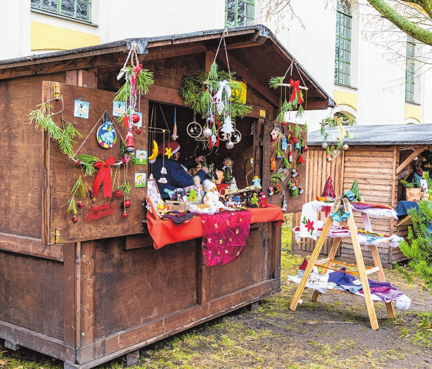 Viele unterschiedliche und regionale Händler finden sich beim Müllroser Weihnachtszauber ein. Foto: Lutz Boltz