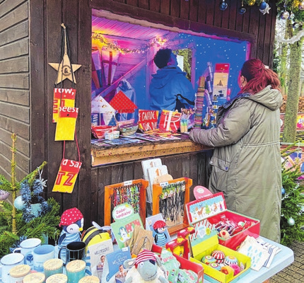 Regionale Händler bieten ihre Waren an. Foto: Nadine Weber