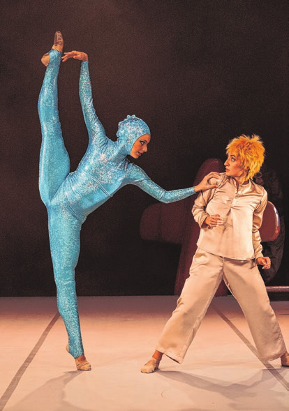 Die Tanzkompanie zeigt „Der kleine Prinz“. THERESA LANGE