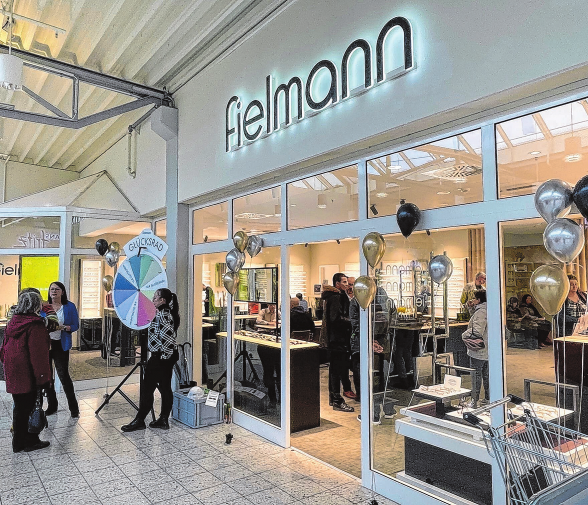 Ladeneröffnung mit Durchblick