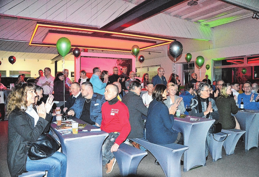 Viel Beifall von den Mitgliedern des Gewerbevereins Rüdersdorf für die Reden von Belinda Erkner, Sven Seeger und Nico Nolte beim diesjährigen Neujahrsempfang.