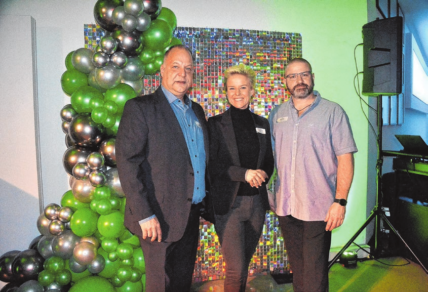 Neujahresempfang des Gewerbevereins Rüdersdorf: Die Vorsitzenden Sven Seeger (v. I.), Belinda Erkner und Schatzmeister Sven Nebich.