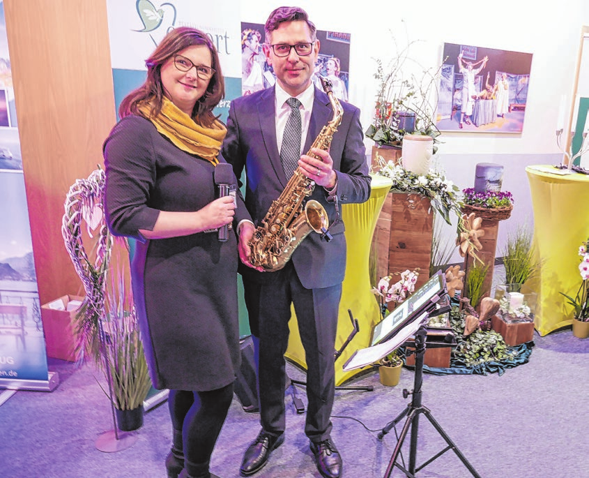 Begleiten Trauerfeiern individuell: Franziska Gerent-Augustin und Mike Augustin vom Bestattungsinstitut Eggert.