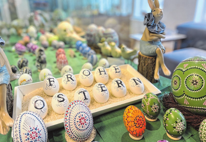 Liebevoll gestaltete Ostereier werden im Haus des Gastes ausgestellt und geben einen Einblick in traditionelle und kreative Gestaltungstechniken. Foto: Haus des Gastes
