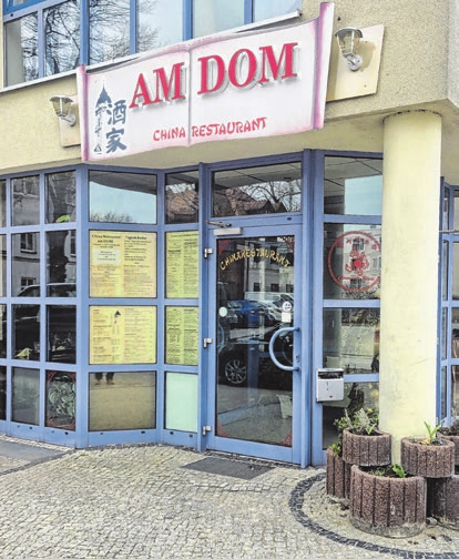 Im Chinarestaurant am Dom gibt es ein täglich wechselndes Buffet - ergänzt durch eine Speisekarte voller asiatischer Köstlichkeiten für Genießer. Foto: Liem Sim