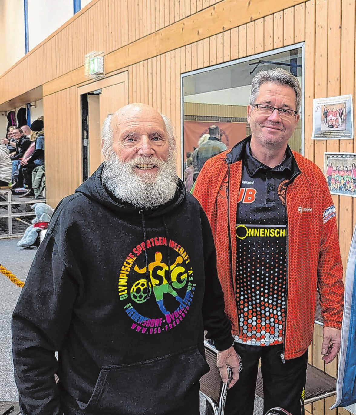 Ehrenmitglied Klaus Häcker und der OSG-Vorsitzende Jens Berthold haben den Verein mit aus der Taufe gehoben.