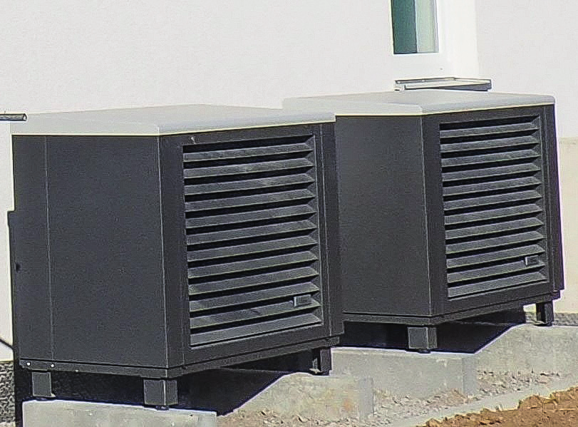 Für die energieeffiziente Wärmeversorgung sorgt eine Luft-/Wasser-Wärmepumpe in Kombination mit vollflächiger Fußbodenheizung Foto: KreisBau