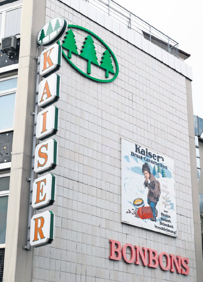 Die Firma Kaiser in Waiblingen ist für ihre Bonbons bekannt, ihr Gründer hat auch einen Fliegenfänger entwickelt, woraus die Firma Aeroxon entstanden ist.