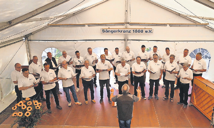 26 aktive Sänger proben Woche für Woche neues und bekanntes Liedgut. Foto: oh/privat