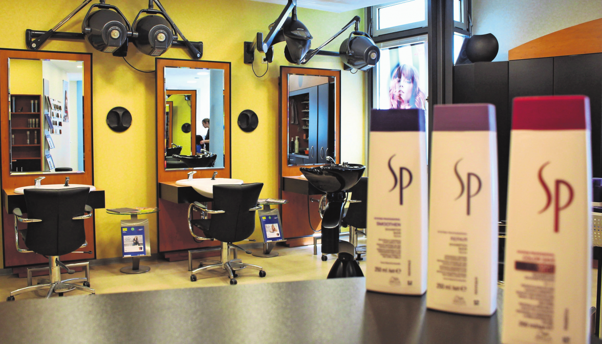 Eine entspannte Wohlfühlatmosphäre ist im Friseursalon von Norbert Seiler garantiert und nur hochwertige Produkte kommen hier zum Einsatz. Foto: Tatjana Eberhardt