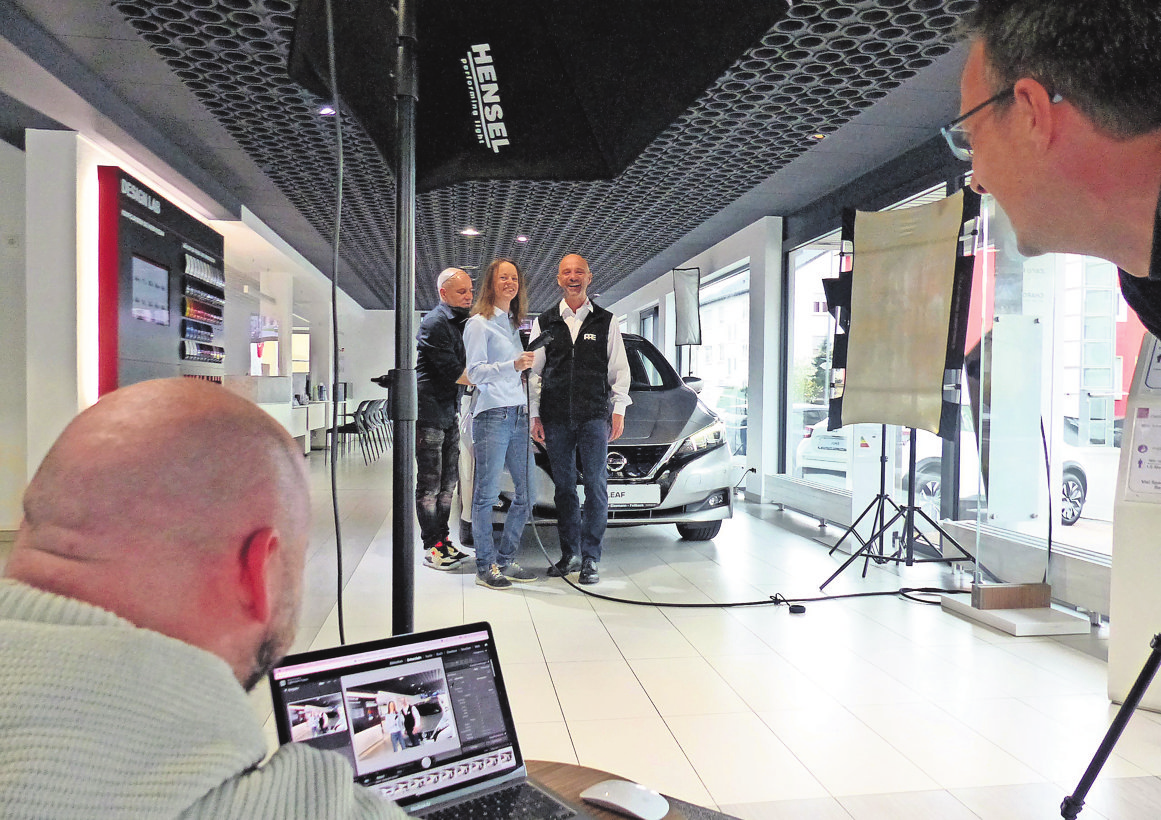 Aufnahmen für den Werbeauftritt des GHV im Autohaus Peter Eisemann. Foto: Michael Käfer