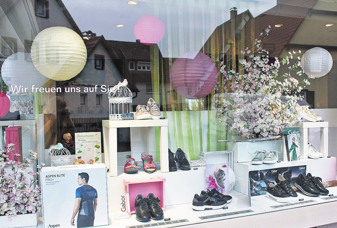 Das Angebot umfasst Komfort-Schuhe, Computer-Ganganalysen, Prothesen, Krankenpflegeprodukte und vieles mehr.