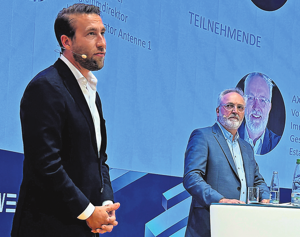 Auf dem Podium diskutierten Julian Pflugfelder und Axel Ramsperger.