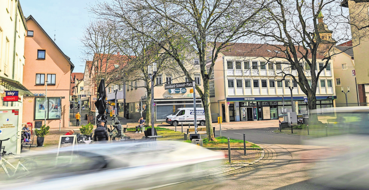 Der Leonhard-Schmidt-Platz ist erneut Treffpunkt beim Untertürkheimer Abend. Foto: Jürgen Brand