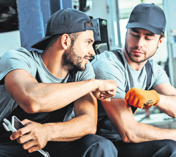 Der Teamwork-Gedanke ist im Handwerk wichtig. Foto: Colourbox