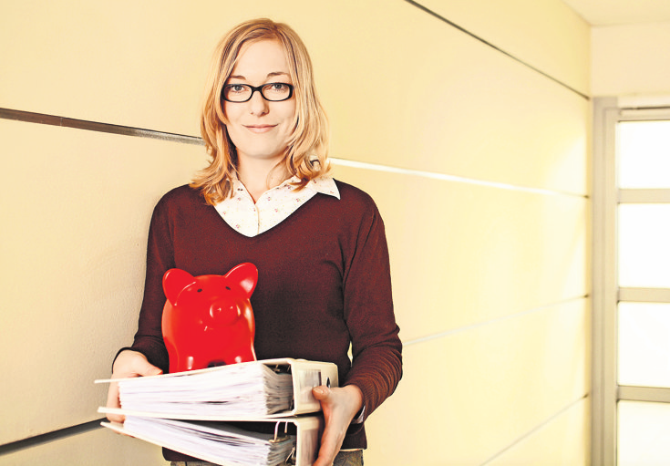 Indem Frauen frühzeitig handeln, können sie eine spätere Rentenlücke schließen und ihre finanzielle Unabhängigkeit stärken. Foto: djd