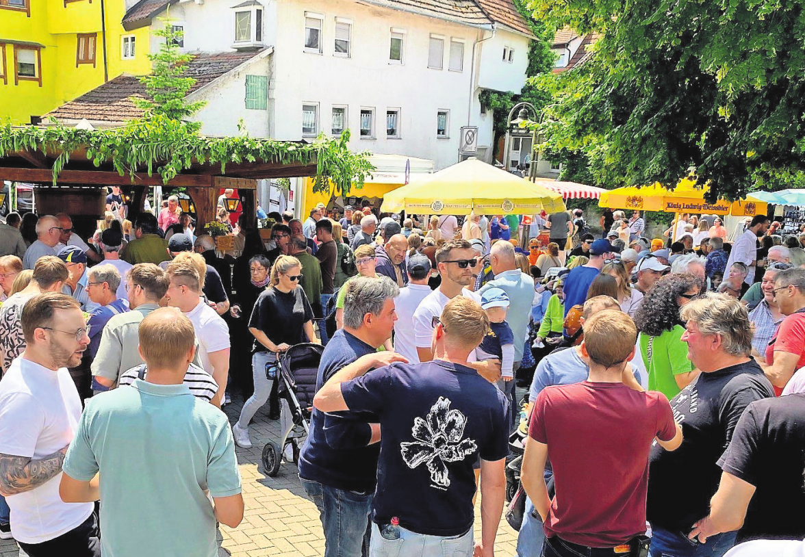 <span id="ijftk">Tradition, Genuss und Marktflair erleben-beim Pfingstmarkt Foto: red</span>