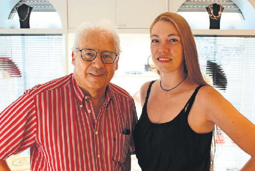Sigfried Baumann und Josephine Buller organisieren den Untertürkheimer Abend. Foto: Tatjana Eberhardt