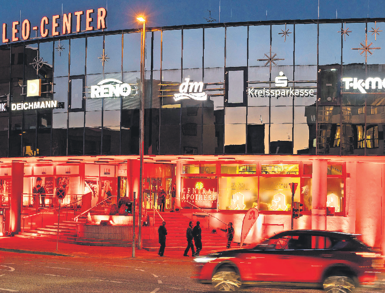 Auch nach 50 Jahren noch ein beliebter Treffpunkt: Das LEO-Center im Jahr 2021. Foto: Jürgen Bach