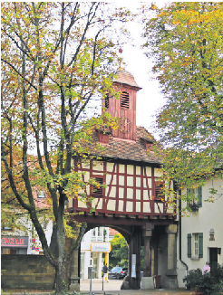Im Spitalhof findet samstags der Wochenmarkt statt.