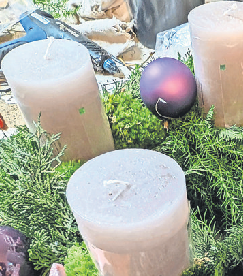 Adventskränze wird es beim Hobby-Künstler-Weihnachtsmarkt in Wangen auch geben.