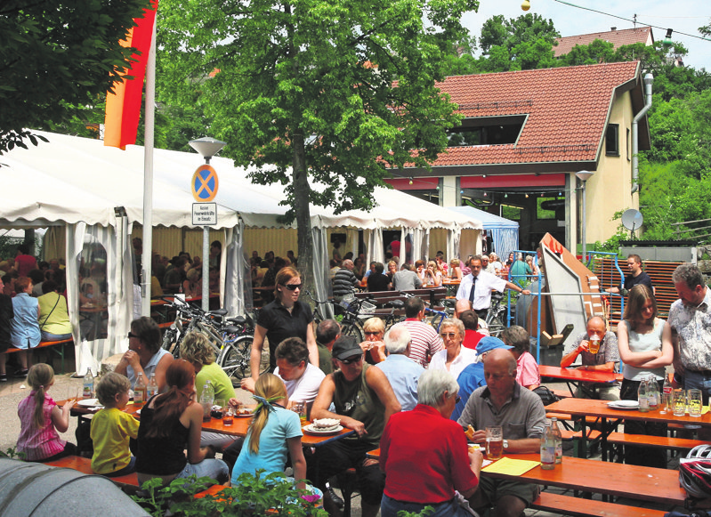 Die Hocketse ist Treffpunkt für Gebersheimer. Foto: Archiv/Andreas Gorr