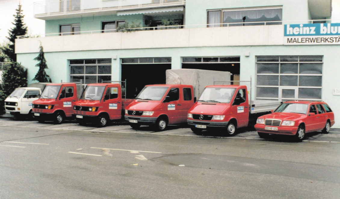 Der Blume-Fuhrpark aus dem Jahre 1998 Foto: Malerwerkstätte Blume
