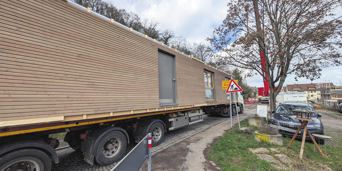 16 Meter lang und 3,5 Meter breit sind die Wohnmodule.