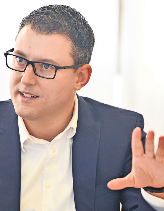 <b>„Nur jeder vierte Deutsche hat eine Anlagestrategie.“ </b> Johannes Ehmann Commerzbank AG