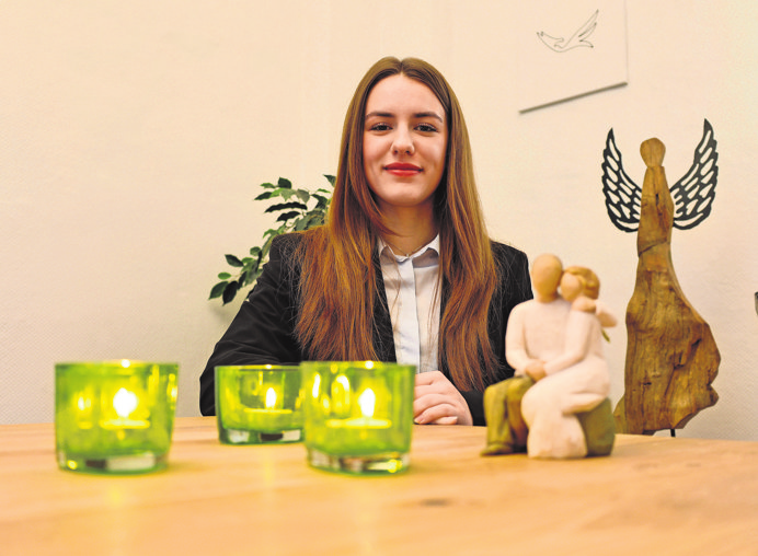 Julia Klein unterstützt im Trauerfall. Foto: Michael Käfer