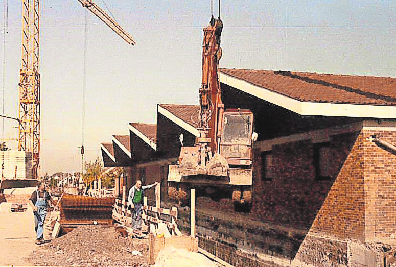 Erdarbeiten bei der neuen Kelter der Fellbacher Weingärtner.