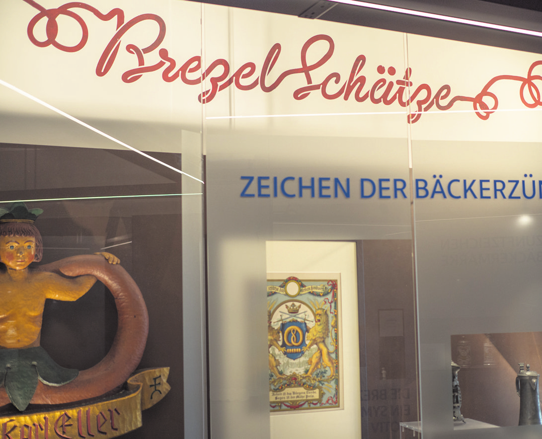 Das Laugengebäck steht im Mittelpunkt im Brezelmuseum in Erdmannhausen. Foto: Brezelmuseum