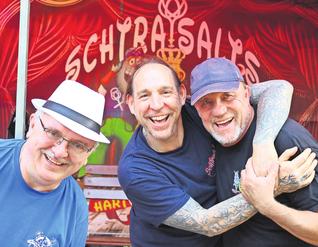 Zum krachenden Finale spielt - wie gewohnt - die Schwabenrock-Blues-Blasband Schtraisalts im Biergarten Neckarblick Foto: Eva Herschmann