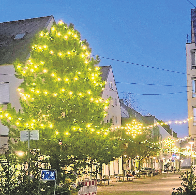 Festlich geschmückt sind die Straßen zur Adventszeit.