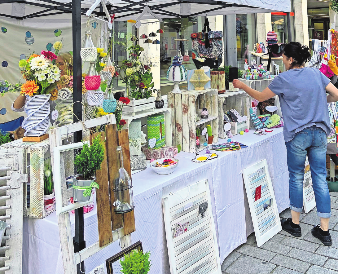 Schönes für drinnen und draußen findet man beim Reichenbacher Frühjahrsputz. Foto: Til Maehr