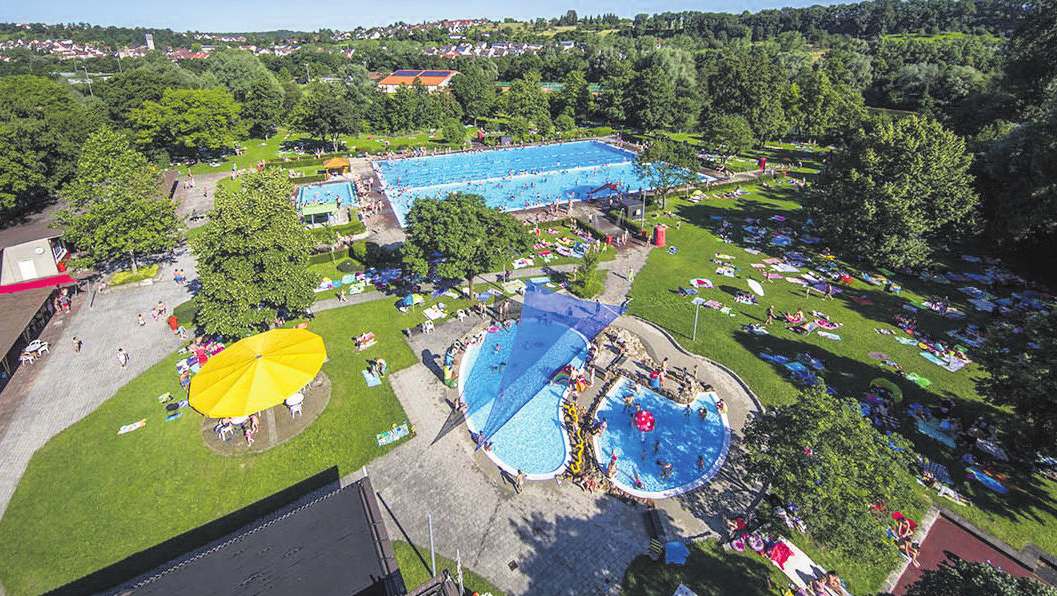 Erholung und Freizeitgestaltung für jedes Alter bietet das Wernauer Freibad. Foto: Stadt Wernau