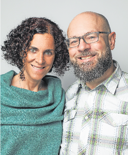 Das Wissenschaftler-Ehepaar Claudia und Simone Paganini haben erforscht, unter welchen Umständen Jesus Christus geboren wurde. Dies haben sie in dem informativ-unterhaltsamen Buch „Von wegen Heilige Nacht“ festgehalten. Foto: Privat