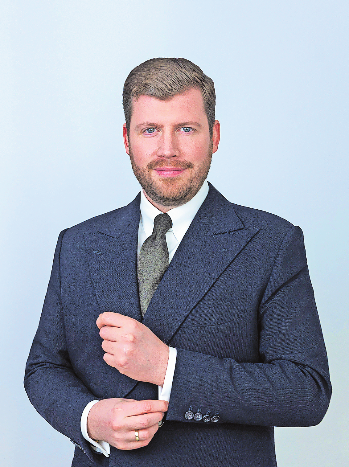 Korrektes Verhalten hat nichts mit Starrheit zu tun und schließt Humor keineswegs aus, wie sich im Gespräch mit Clemens Graf von Hoyos zeigt. Foto: Rosa Lazic