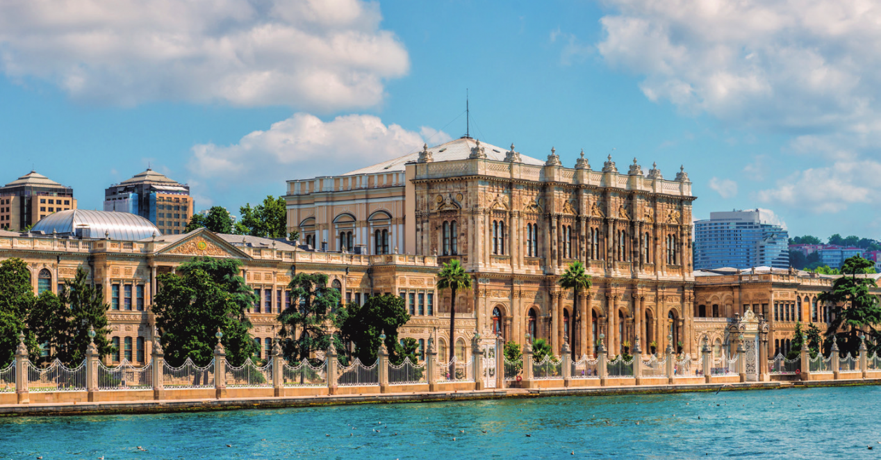 Dolmabahçe-Palast, Istanbul ©AlexAnton - stock.adobe.com, GLOBALIS