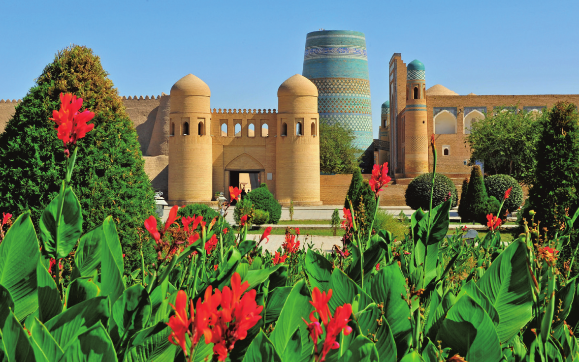 Stadttore von Chiwa ©Julia - stock.adobe.com, GLOBALIS