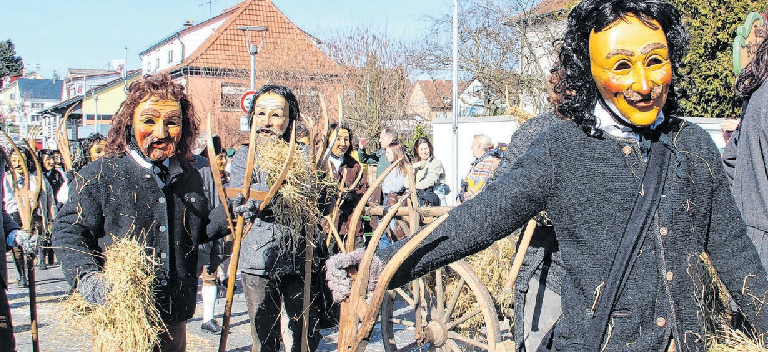 Die Kirchamäus und die Nichthuldiger bereichern den traditionellen Kirchspielumzug in Bisingen Jahr für Jahr.