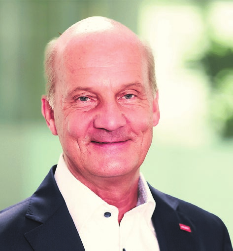 Vorstand Hans Steiner, Gründungsvater der damaligen dataTec GmbH