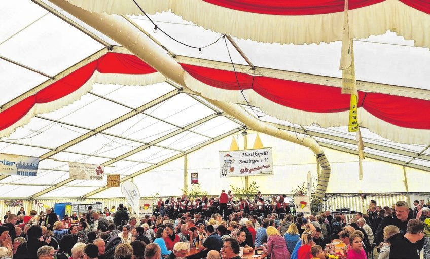 Bei Vatertagsfest und Lederhosenparty geht die Post ab.
