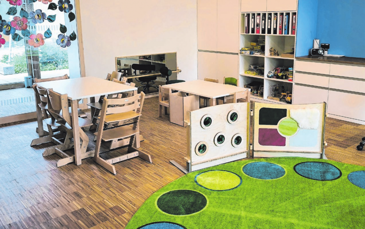 Der schön gestaltete Gruppenraum der Kindertagesstätte.